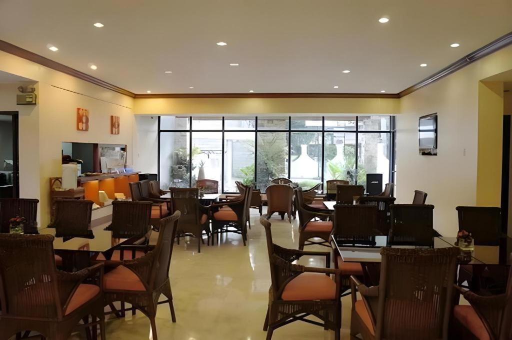 Vacation Hotel Cebu Dış mekan fotoğraf